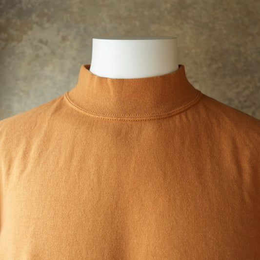 DELUXEWARE_M300-00_MOCK NECK KNIT_D.CAM