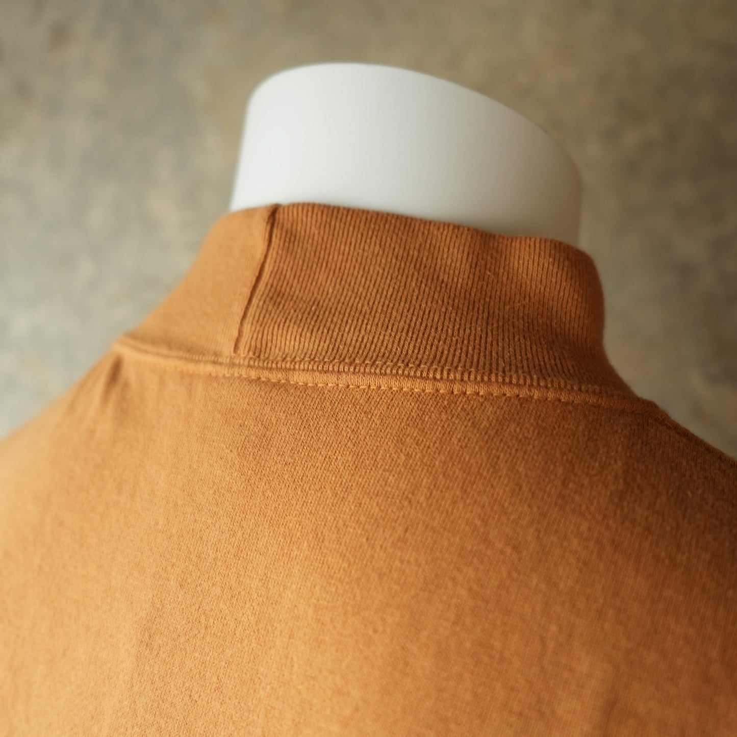 DELUXEWARE_M300-00_MOCK NECK KNIT_D.CAM