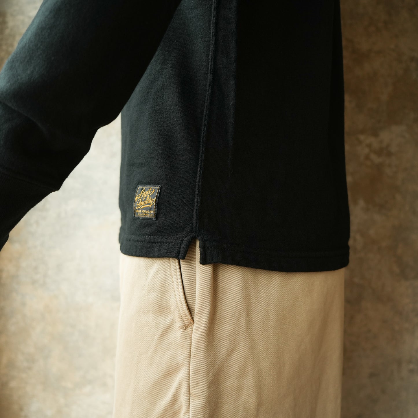 DELUXEWARE_M300-00_MOCK NECK KNIT_BLACK
