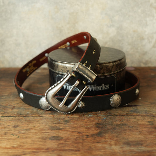 VINTAGE WORKS_DH5738-CH-1_Western buckle with Concho_Tea core