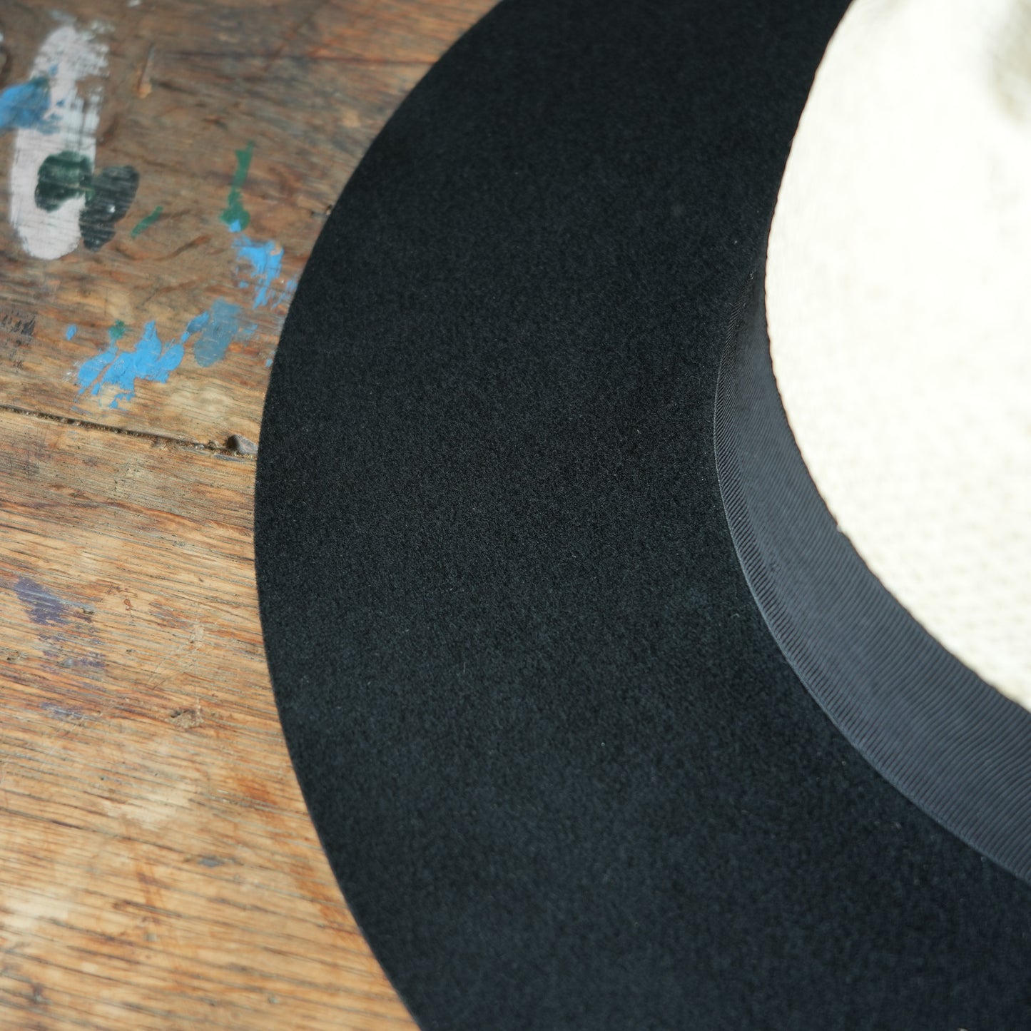 THE H.W.DOG&CO_ D-01169_RAFFIA × WOOL FRONT HAT_Natural × Black