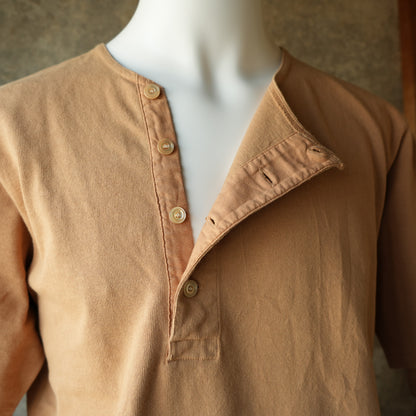 PREQUEL_C1016 Stiff Cotton Henley T-shirt (Brown)
