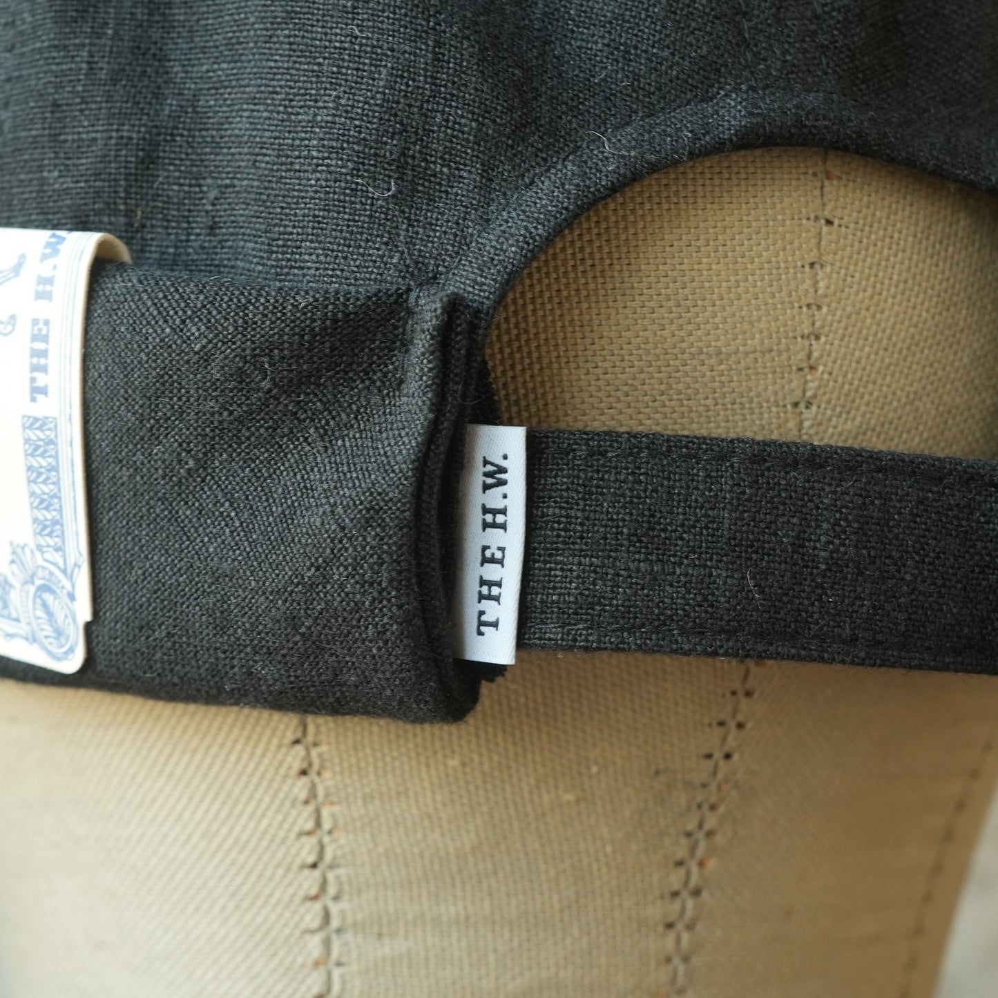 THE H.W.DOG&CO_ D-01166_LINEN CANVAS ROLL CAP - Black