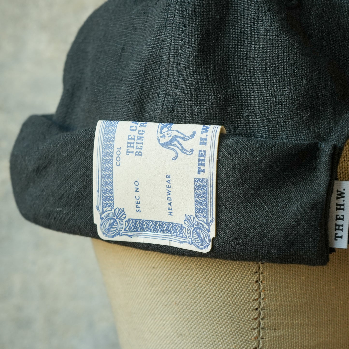 THE H.W.DOG&CO_ D-01166_LINEN CANVAS ROLL CAP - Black