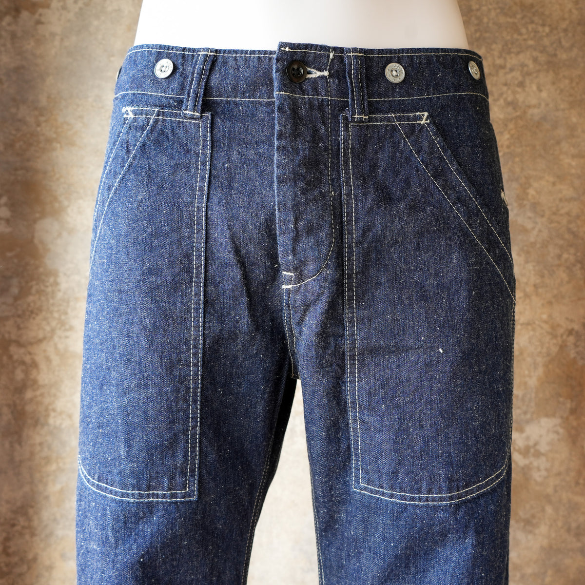 UES_402651_R_28_Multi-Pocket Work Pants_Indigo