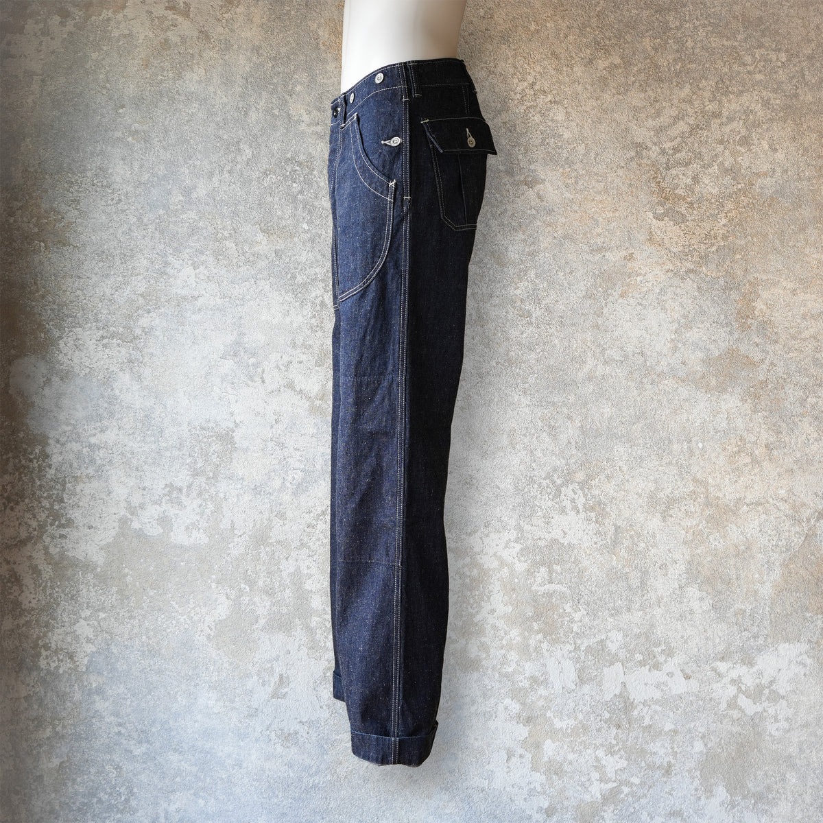 UES_402651_R_28_Multi-Pocket Work Pants_Indigo