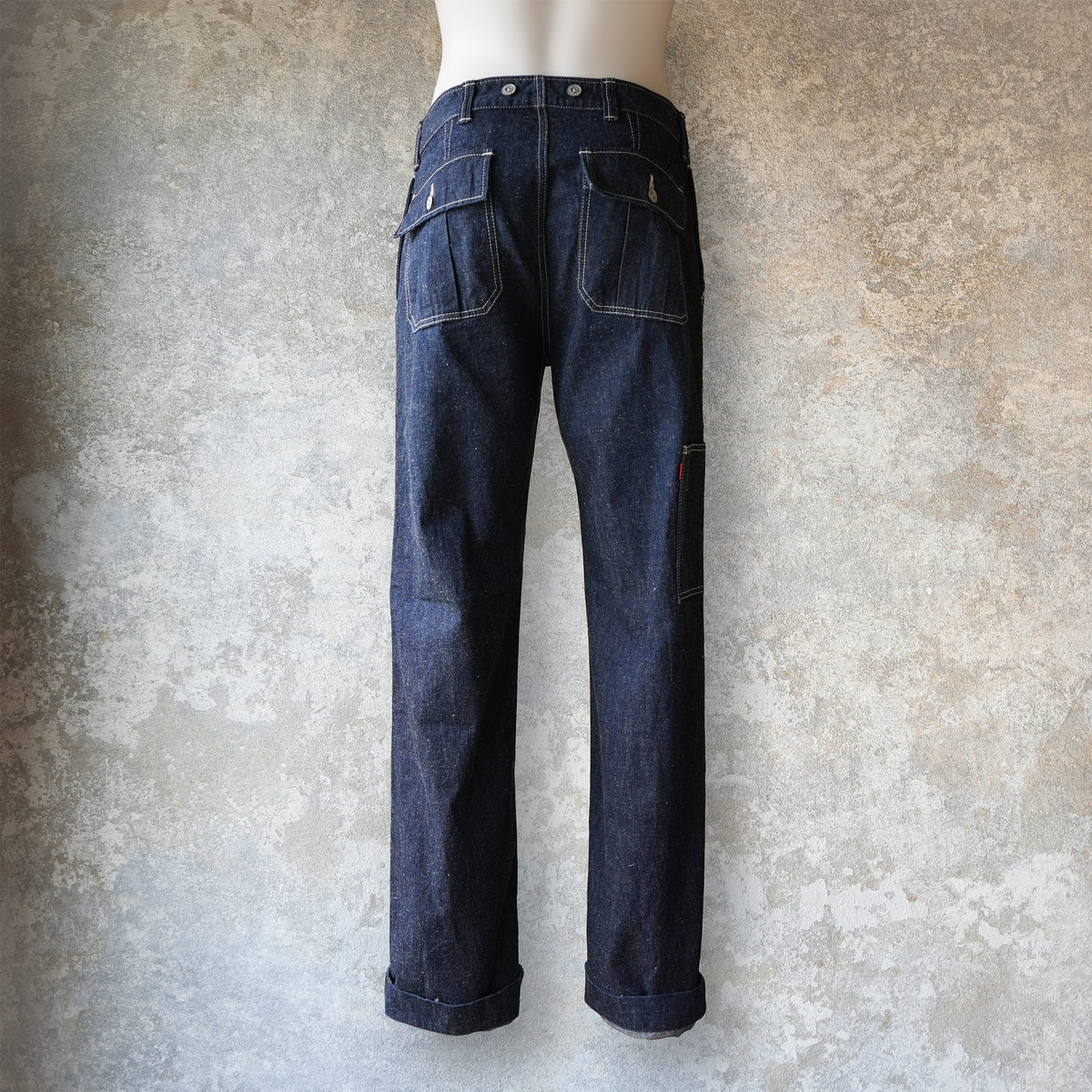 UES_402651_R_28_Multi-Pocket Work Pants_Indigo