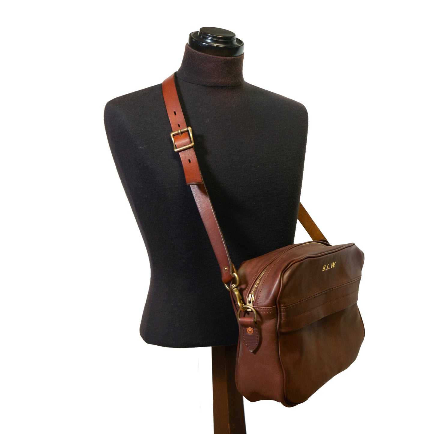 VASCO_VS255L_LEATHER WANDER SHOULDER BAG