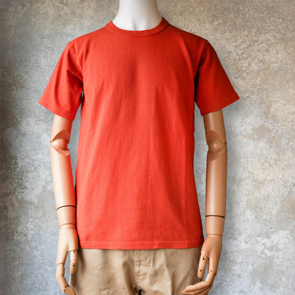 Fit's Like A Hug_Garage T-shirt (2026)_Orange