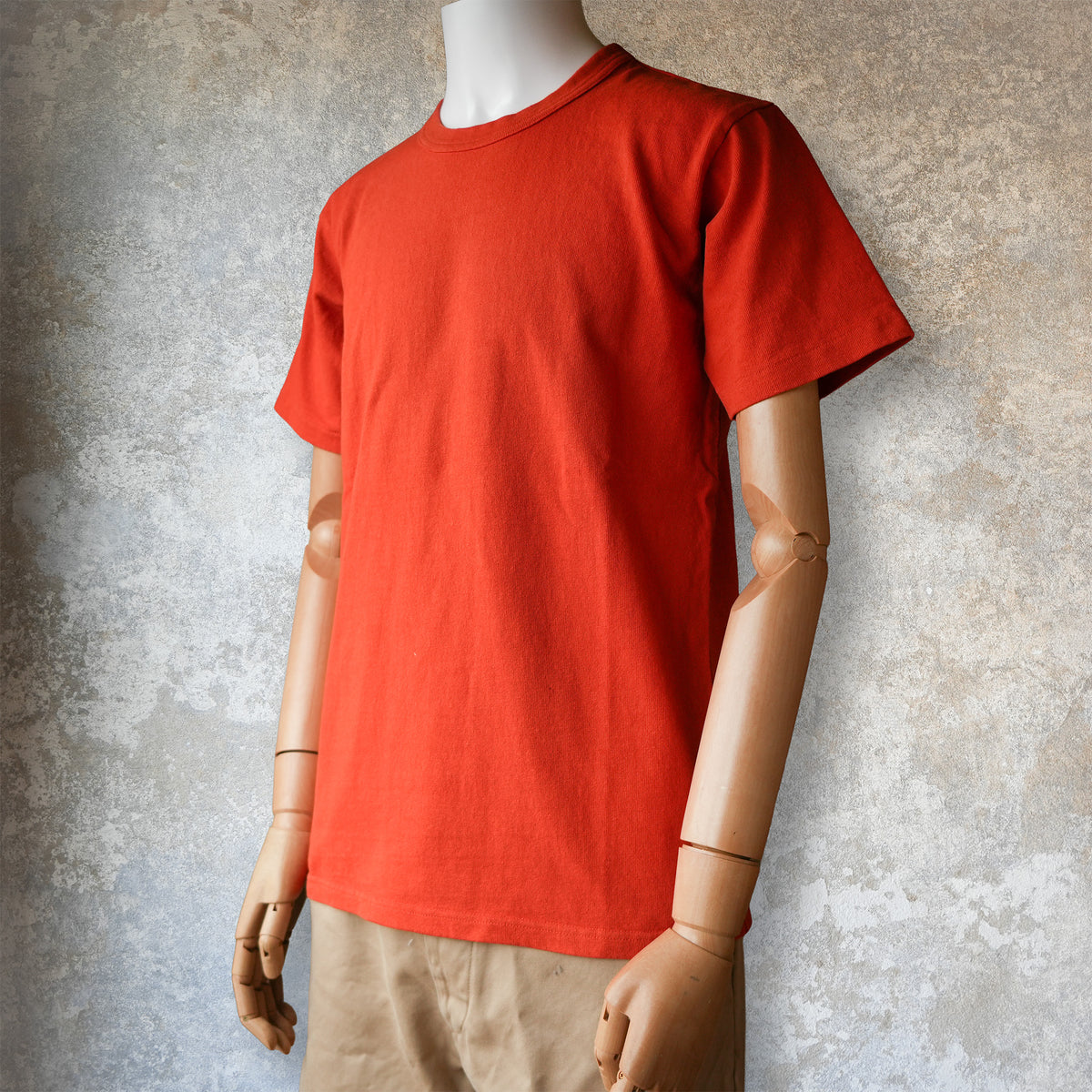 Fit's Like A Hug_Garage T-shirt (2026)_Orange