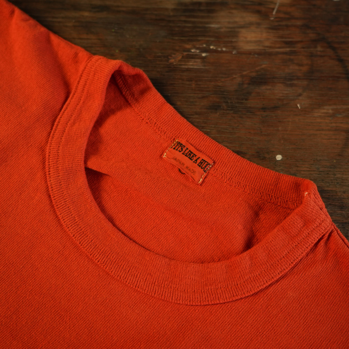 Fit's Like A Hug_Garage T-shirt (2026)_Orange