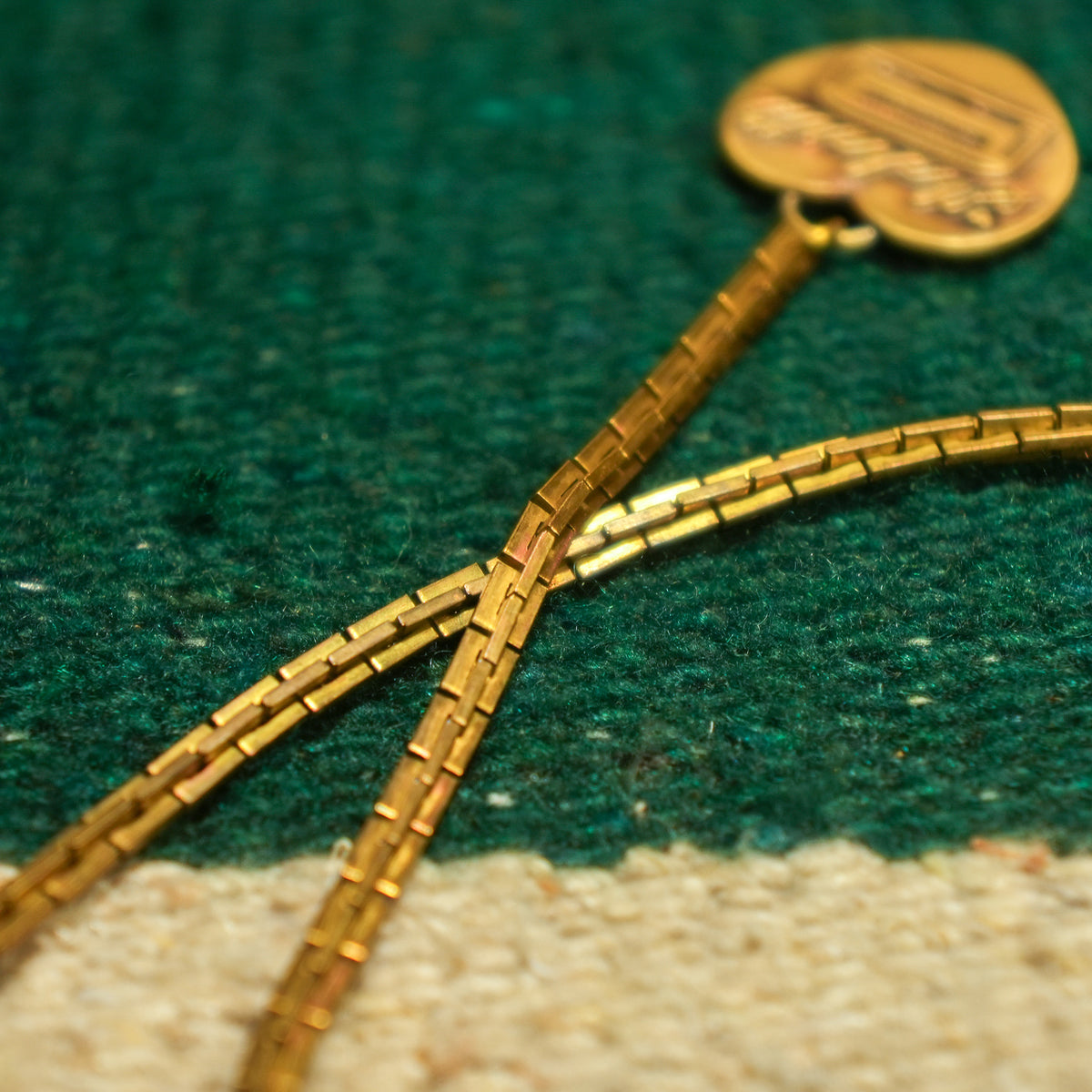 Fit's Like A Hug_Pocket Heart Chain
