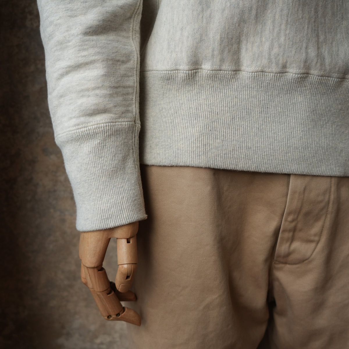 UES_70RW-DU_OM_1_NEW PURCARA Sweatshirt_OATMEAL