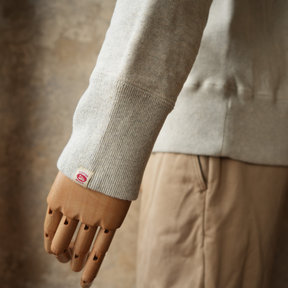 UES_70RW-DU_OM_1_NEW PURCARA Sweatshirt_OATMEAL