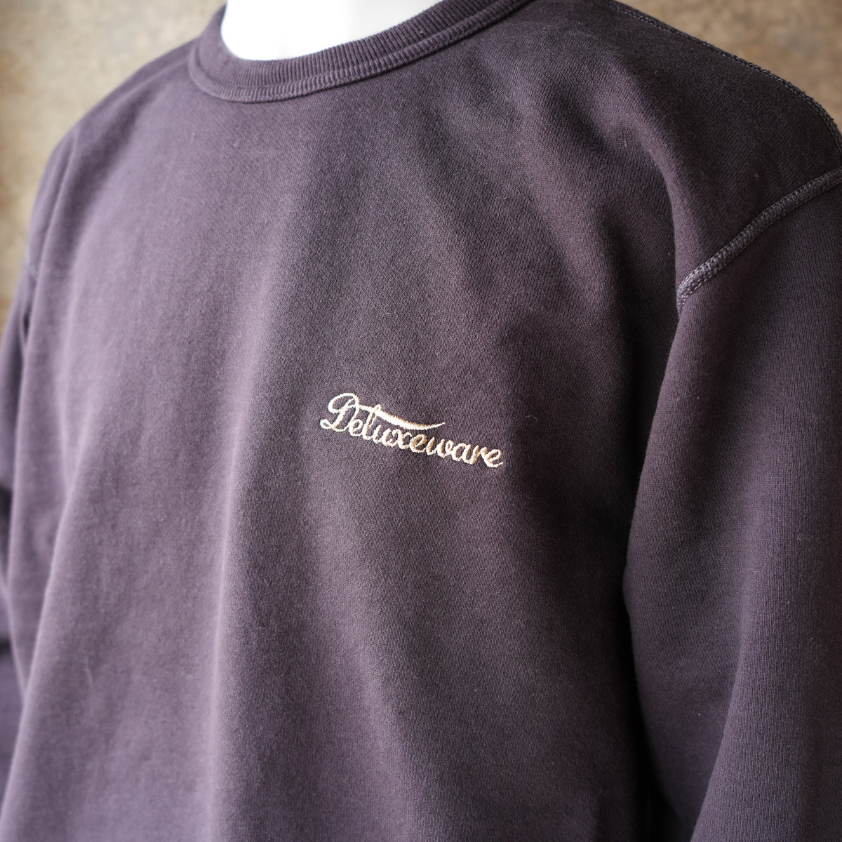 DELUXEWARE_S107-01EMB_LOOP BACK_DD.PURPLE