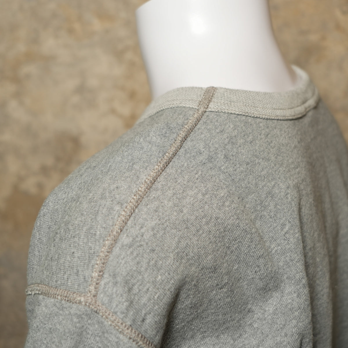 DELUXEWARE_S107-01EMB_LOOP BACK_Heather Grey