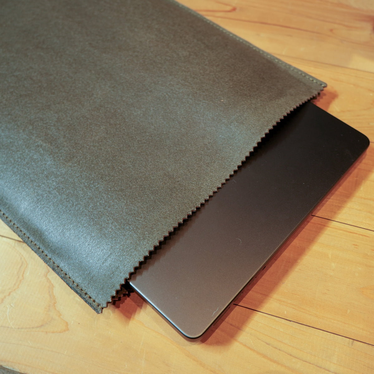 VASCO_VS-811L_ANCHORS DOCUMENT CASE