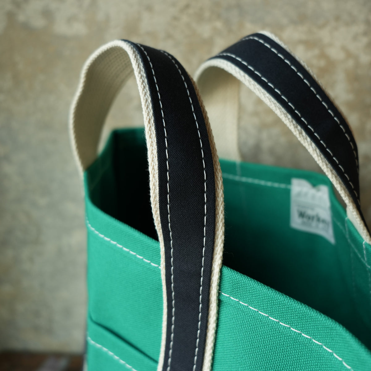 WORKERS_Deluxe Pocket Tote Bag_Green x Navy Handle_Short