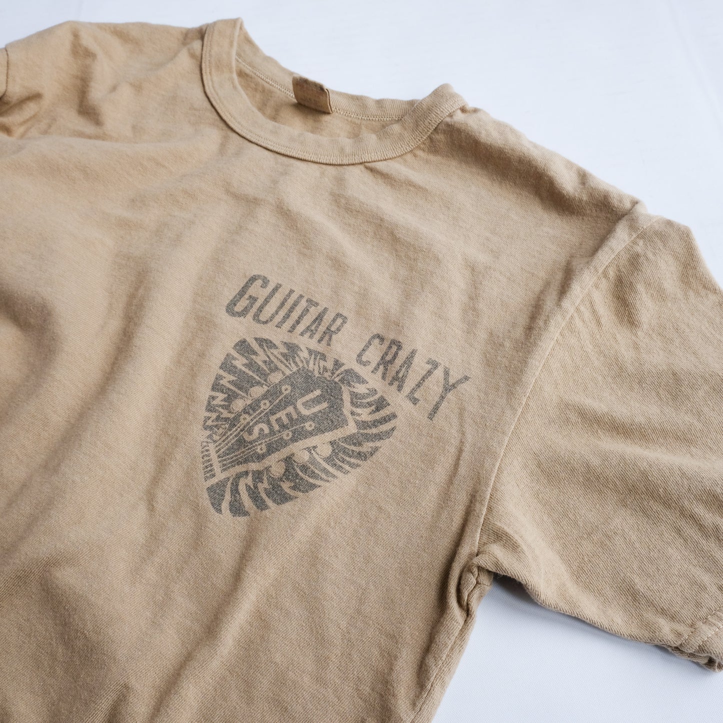 UES_652507_GUITAR CRAZY T-shirt_Beige