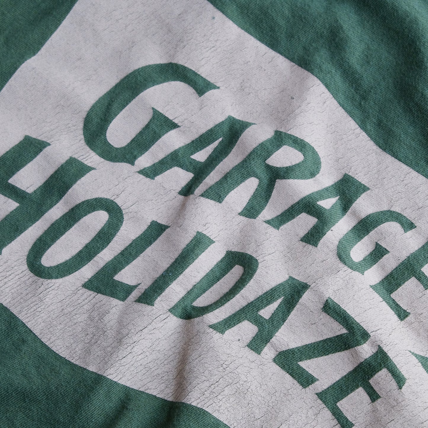 UES_652506_GARAGE HOLIDAZE Tシャツ_グリーン