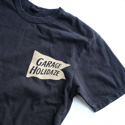 UES_652506_GARAGE HOLIDAZE Tシャツ_ブラック