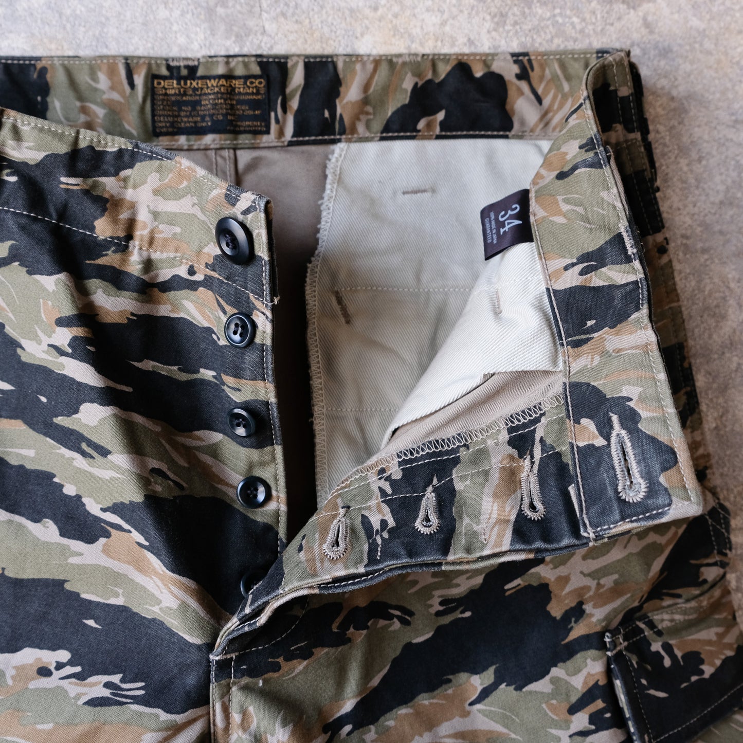 DELUXEWARE_DX100H_ARMY SHORT BOTTOM_TIGER CAMO
