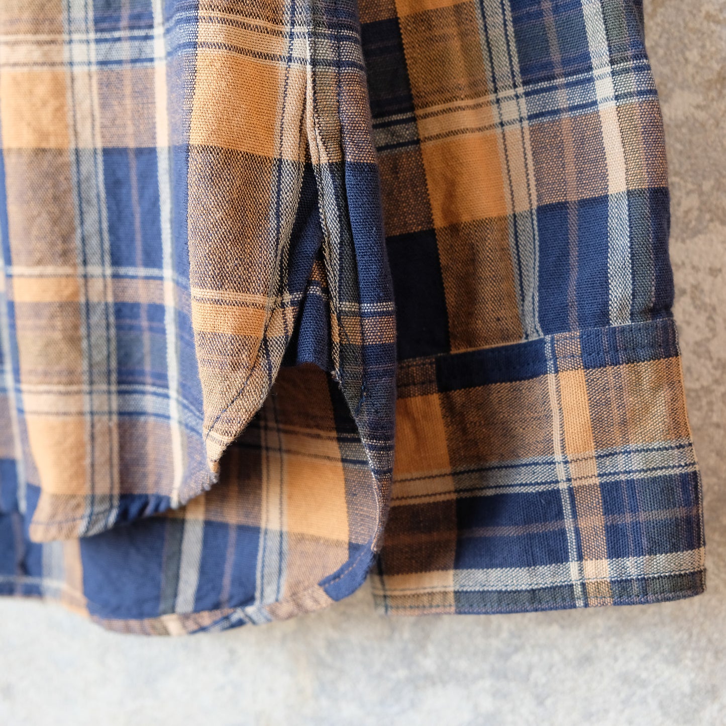 DELUXEWARE_MV-15_ORANGE NAVY CHECK