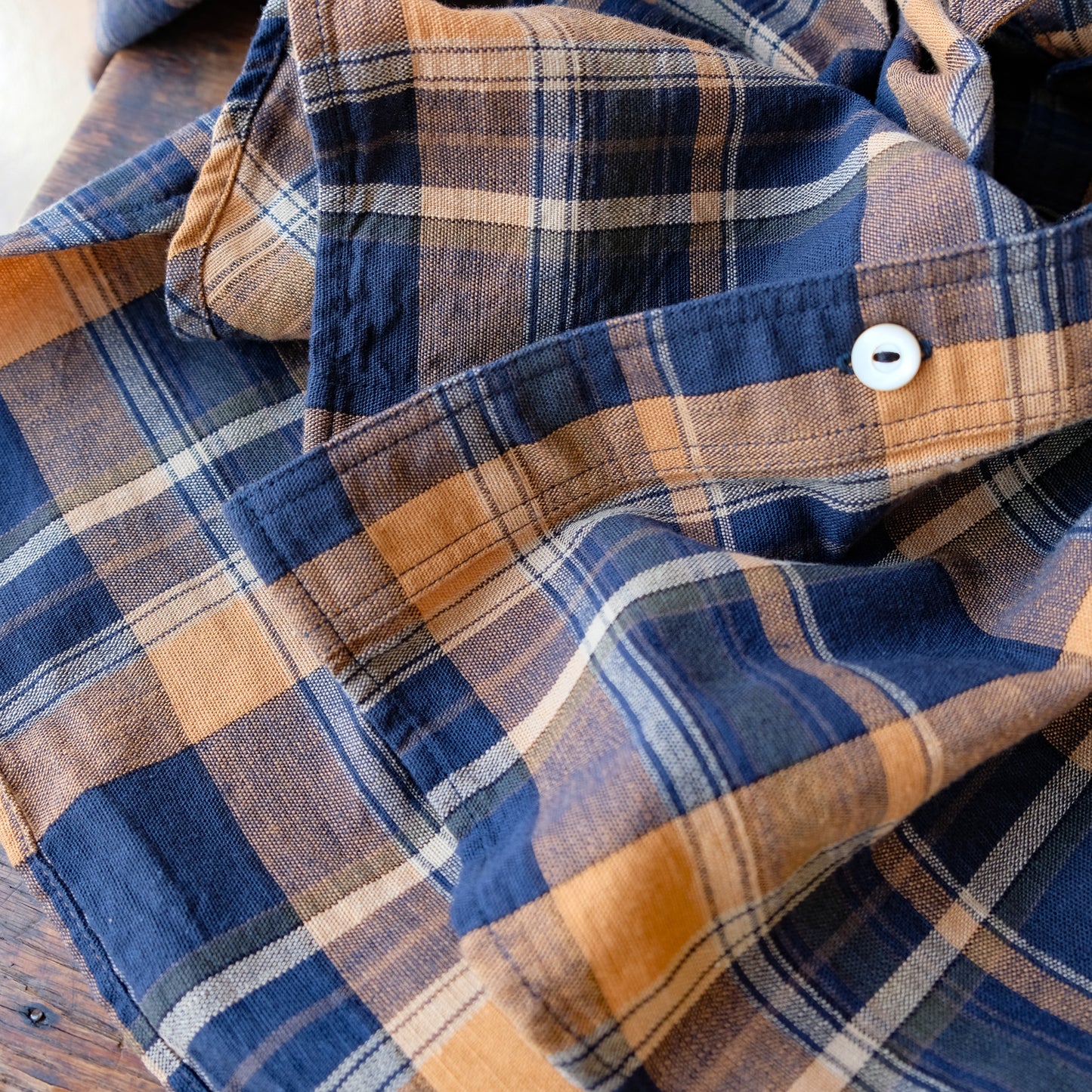 DELUXEWARE_MV-15_ORANGE NAVY CHECK