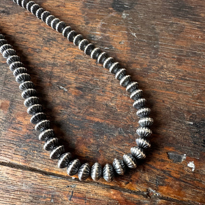 FOUR STARS_FN49-001_Navajo pearl bracelet_Bicone