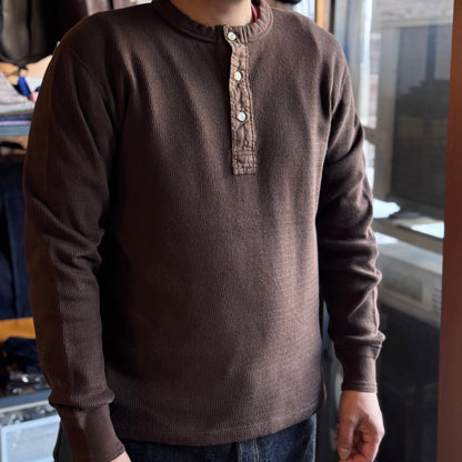 LOOP＆WEFT_LRH1041_SUPIMA LONG HONEYCOMB KNIT HENLEYNECK THERMAL_OAK BROWN