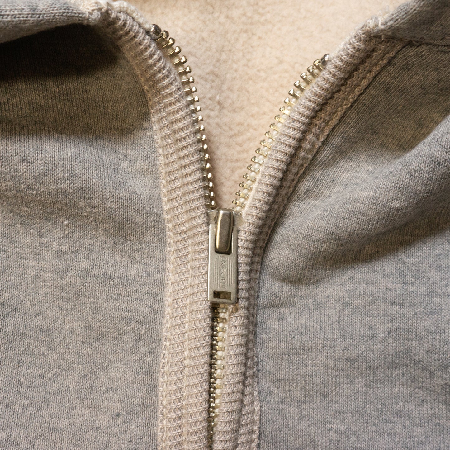 DELUXEWARE_SPZ-00_FULLZIP PARKA PLAIN_杢GRAY.BEIGE