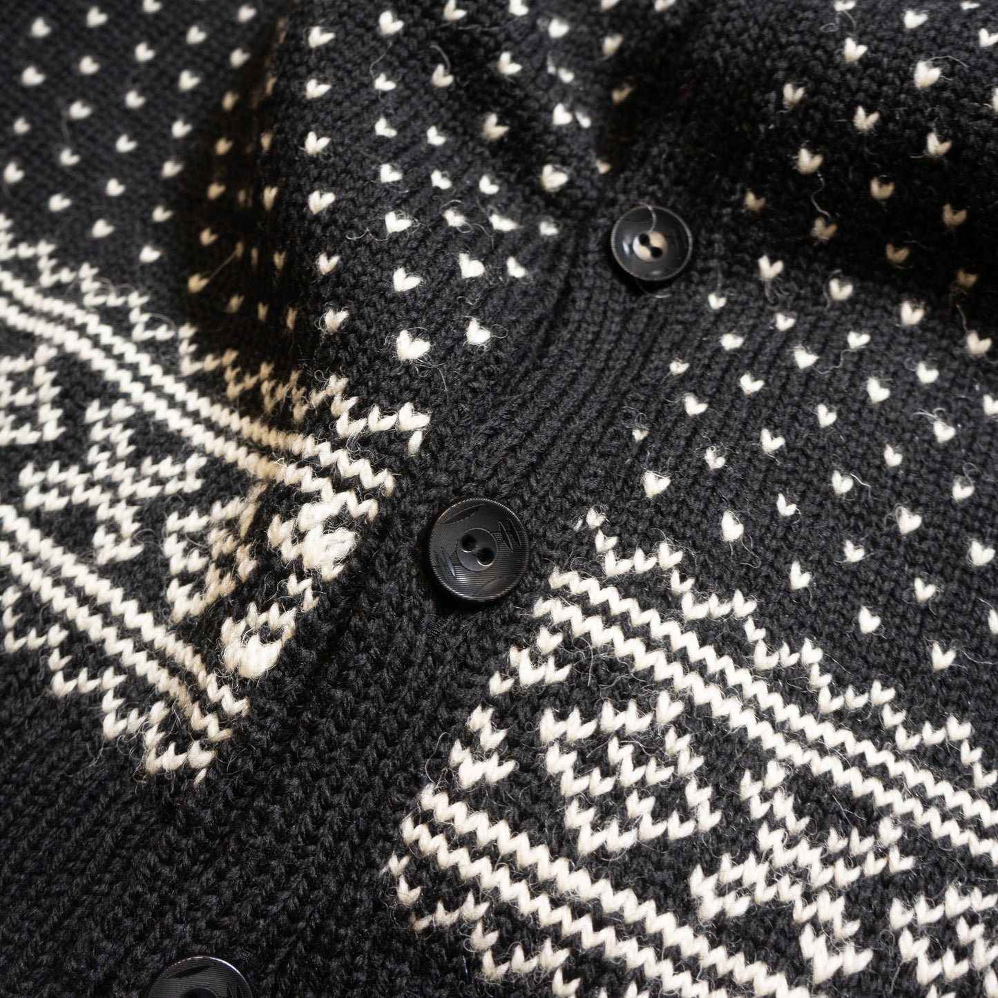 G&amp;F Co. - BUTTON UP CREW-NECK CARDIGAN _ BLACK