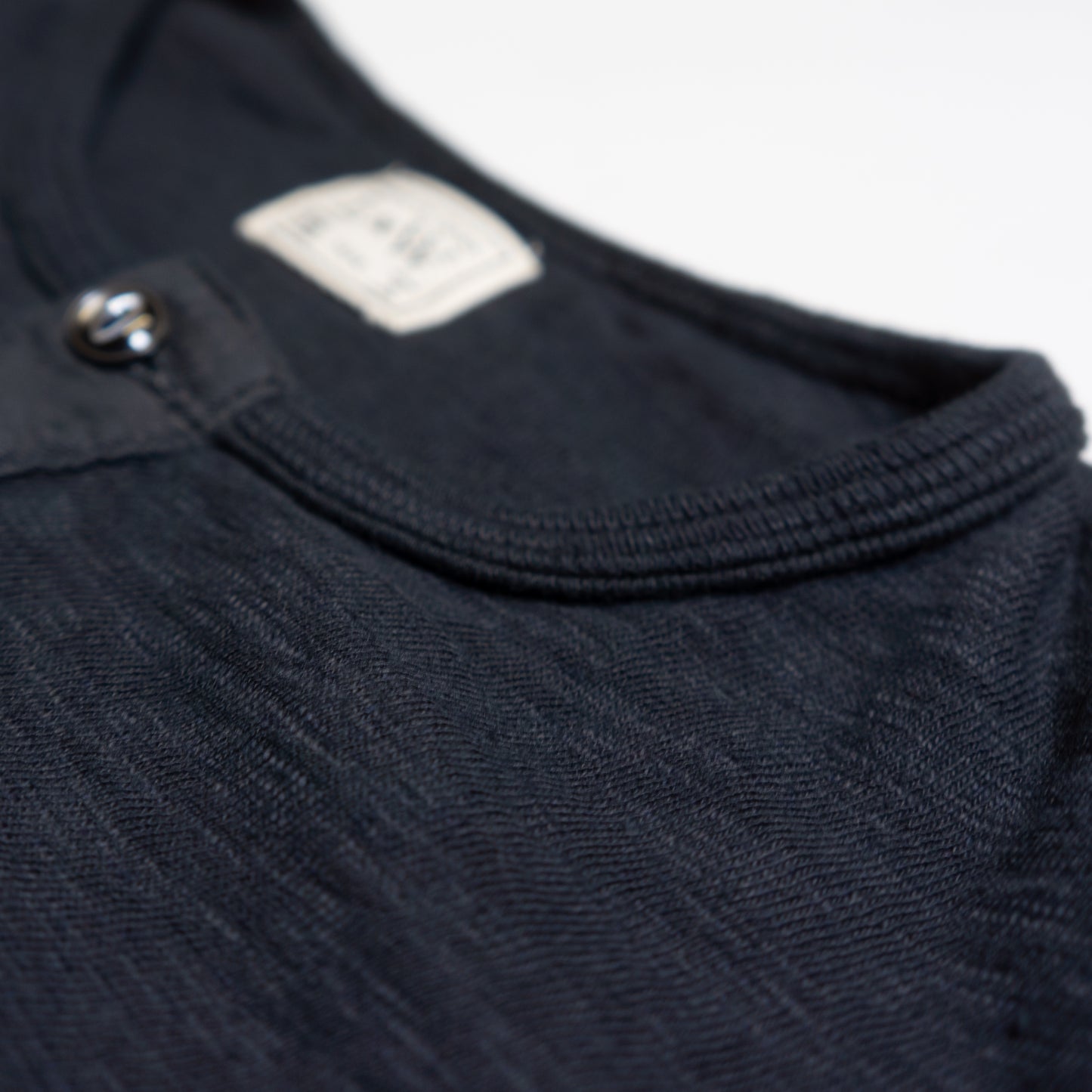 LOOP＆WEFT_LRH1037_SUPER SLUB TUBE KNIT 4 KNÖPFE HENLEY_【A.BLACK】