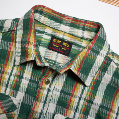 UES_502351_Yarn-dyed heavy flannel shirt_GREEN