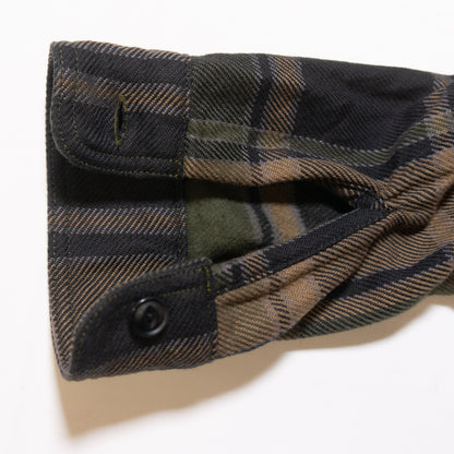 UES_502451_19_Extra Heavy Flannel Shirt Olive